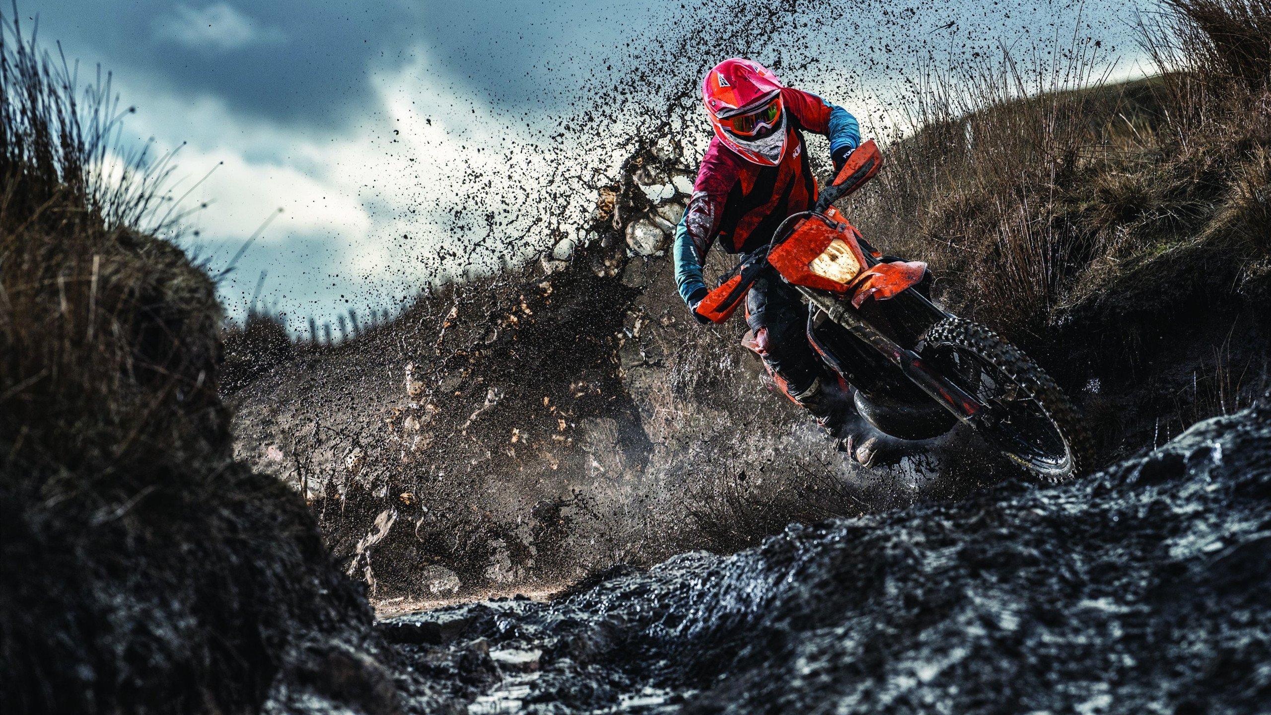 开云体育开云-中国足球改革仍需平衡商业投入与青训基础建设，中国足球如何改革